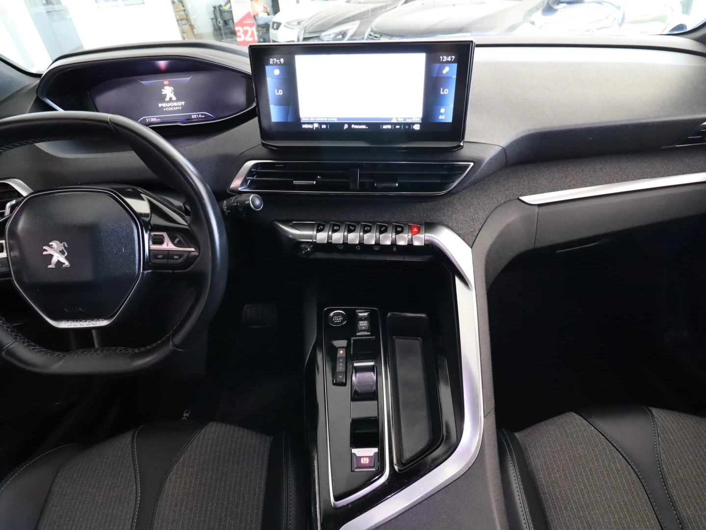 Peugeot 3008 1.5 BlueHDi Allure EAT8