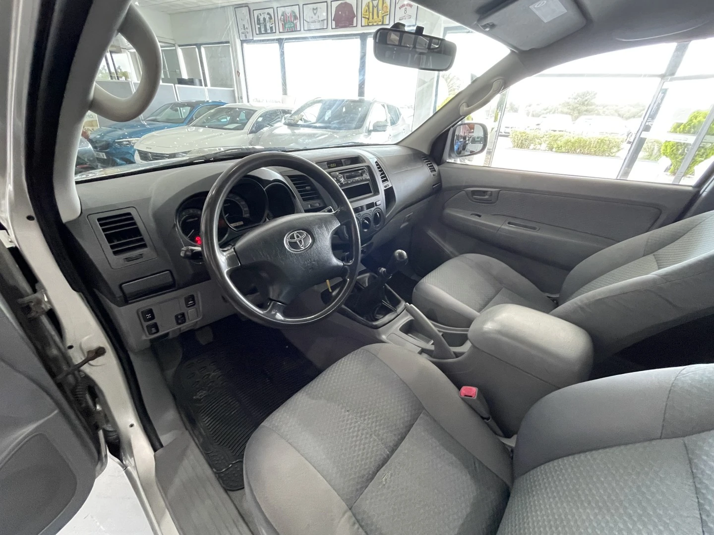 Toyota Hilux 2.5 D-4D 4WD CE CM AC