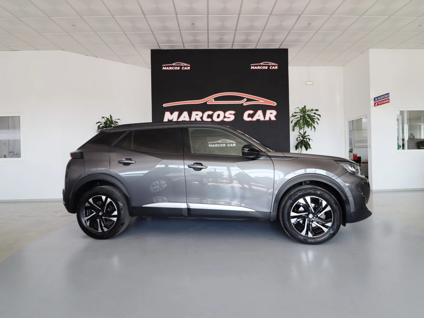 Peugeot 2008 1.2 PureTech Allure