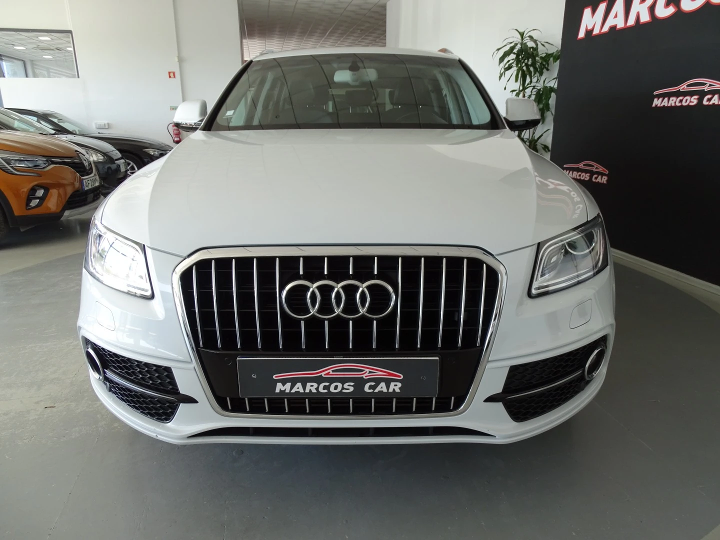 Audi Q5 2.0 TDi Business Line S-line