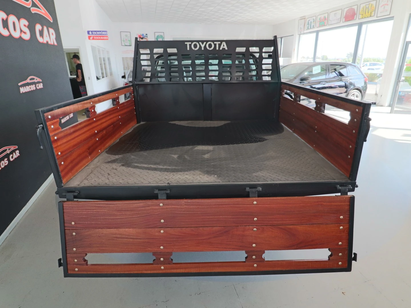 Toyota Hilux 2.5 D-4D CE AC