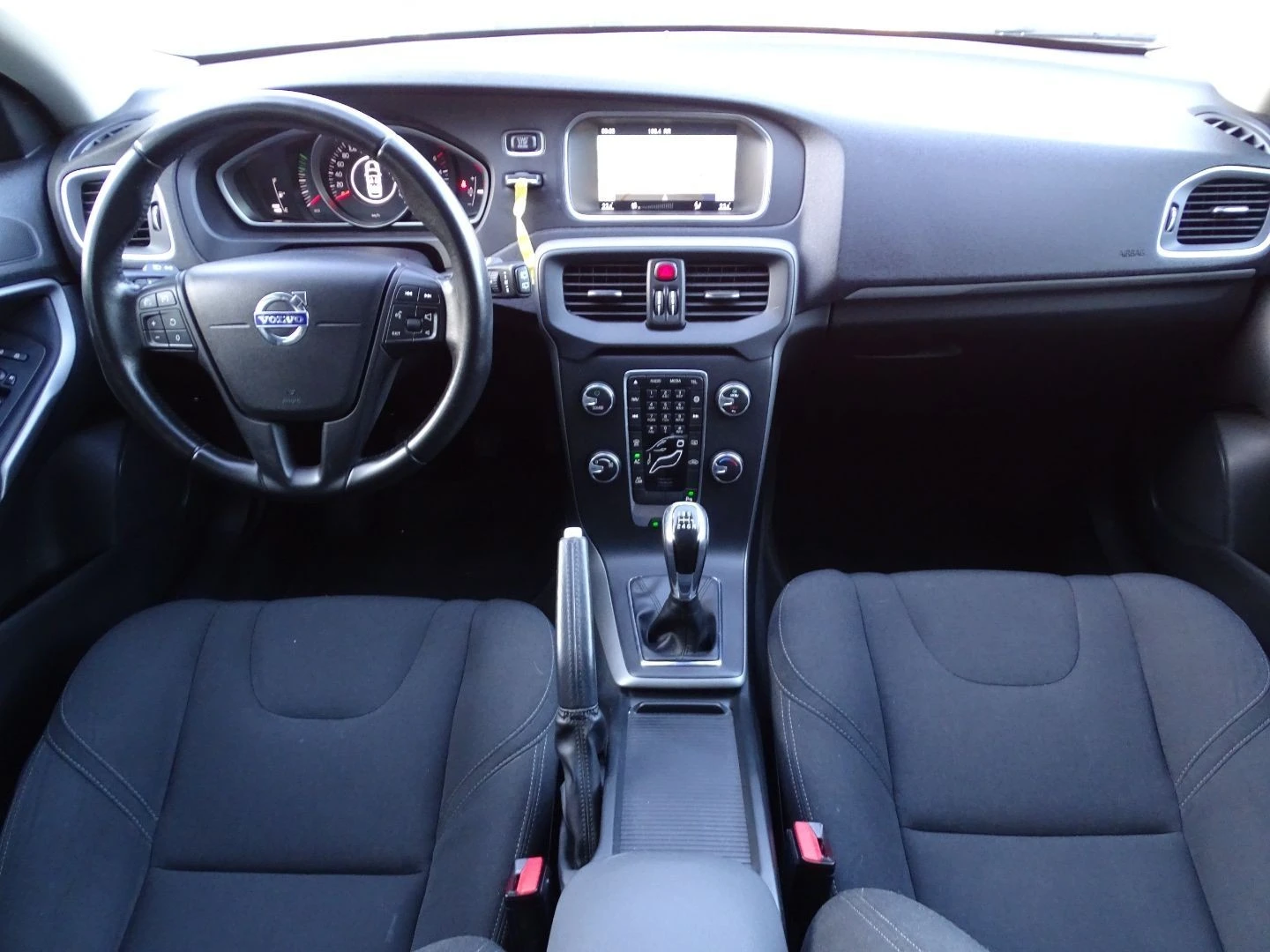 Volvo V40 2.0 D2 Momentum Eco