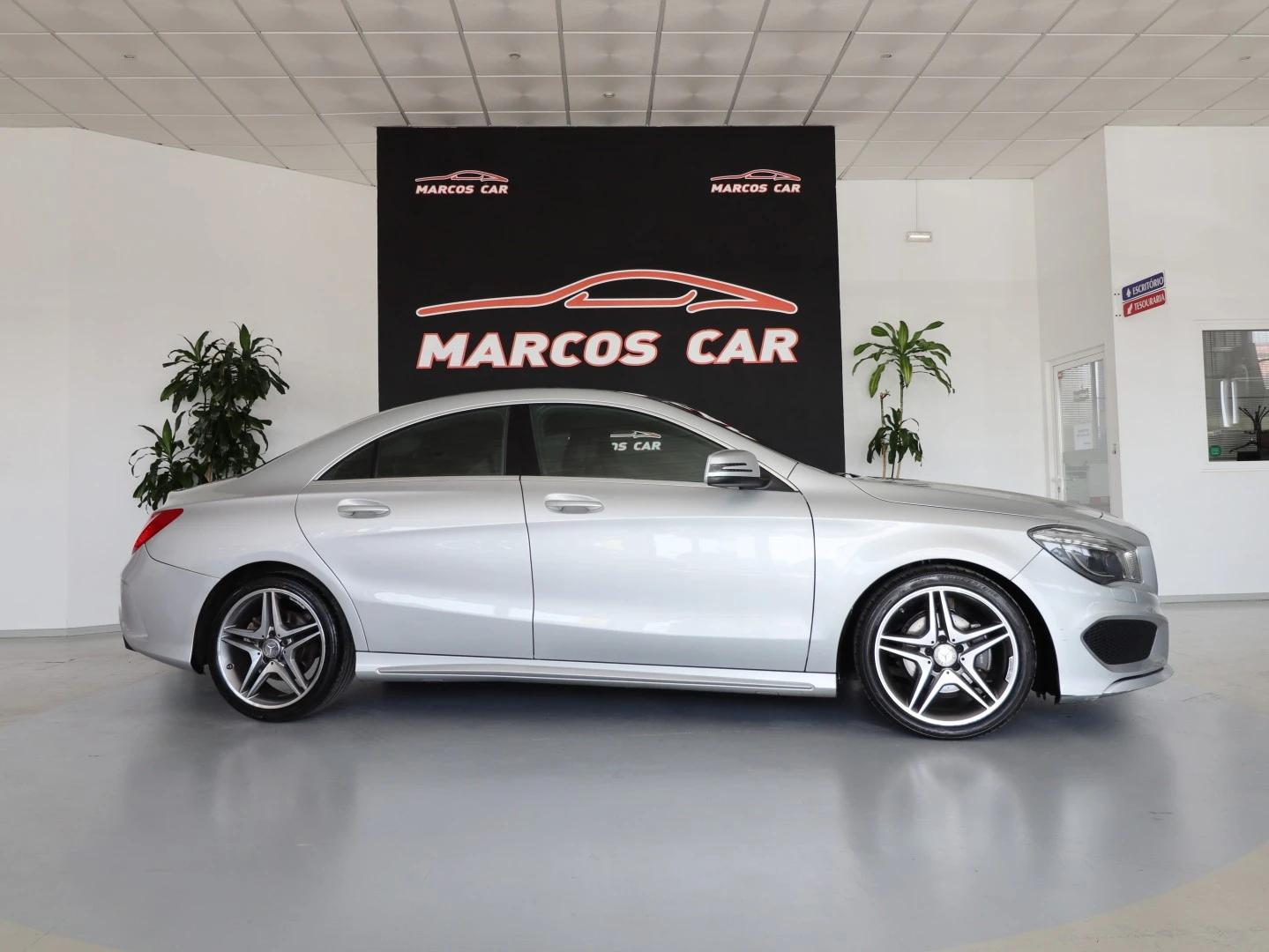 Mercedes-Benz CLA 180 CDi AMG Line