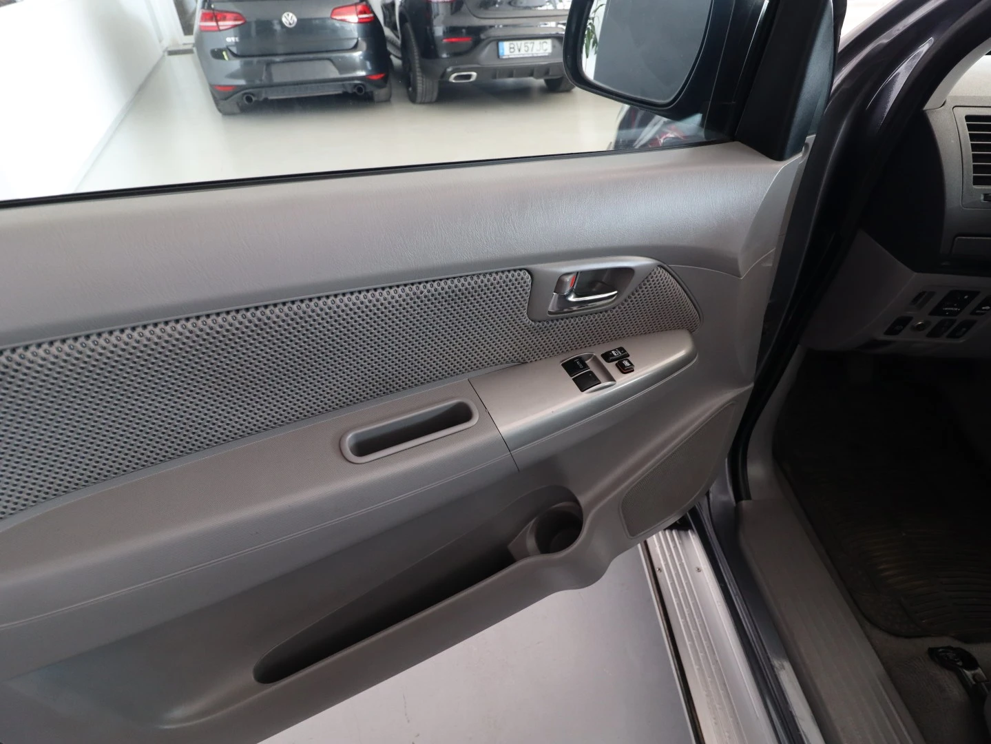 Toyota Hilux 2.5 D-4D 4WD CE AC