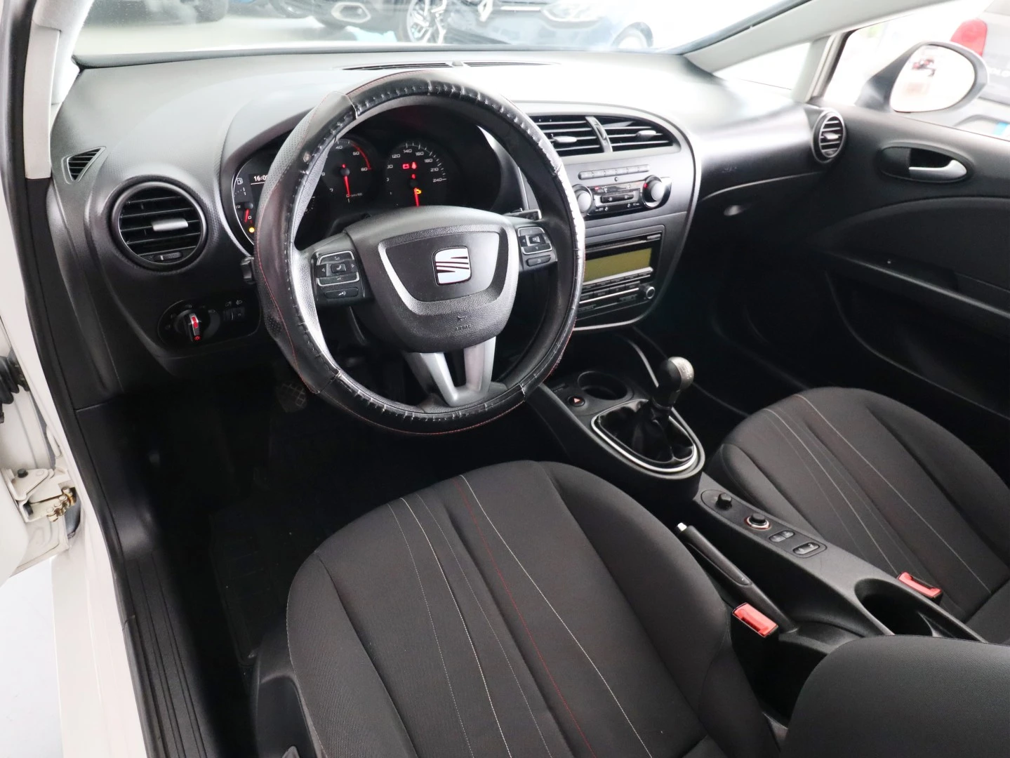 SEAT Leon 1.6 TDI DPF Ecomotive Style