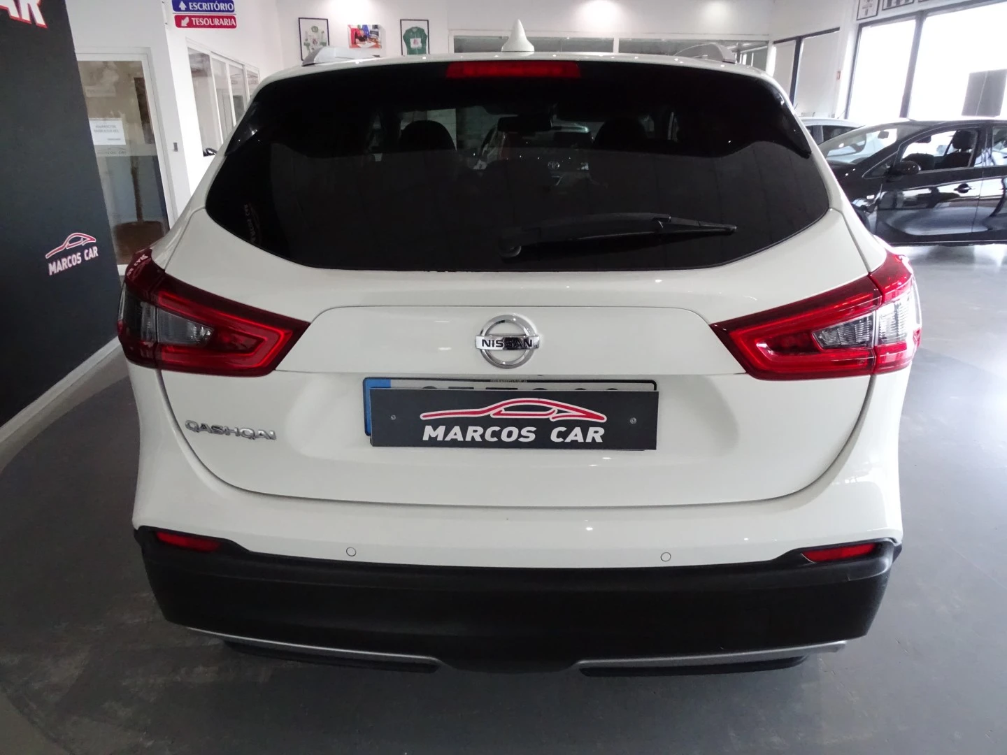 Nissan Qashqai 1.3 DIG-T N-Connecta J18