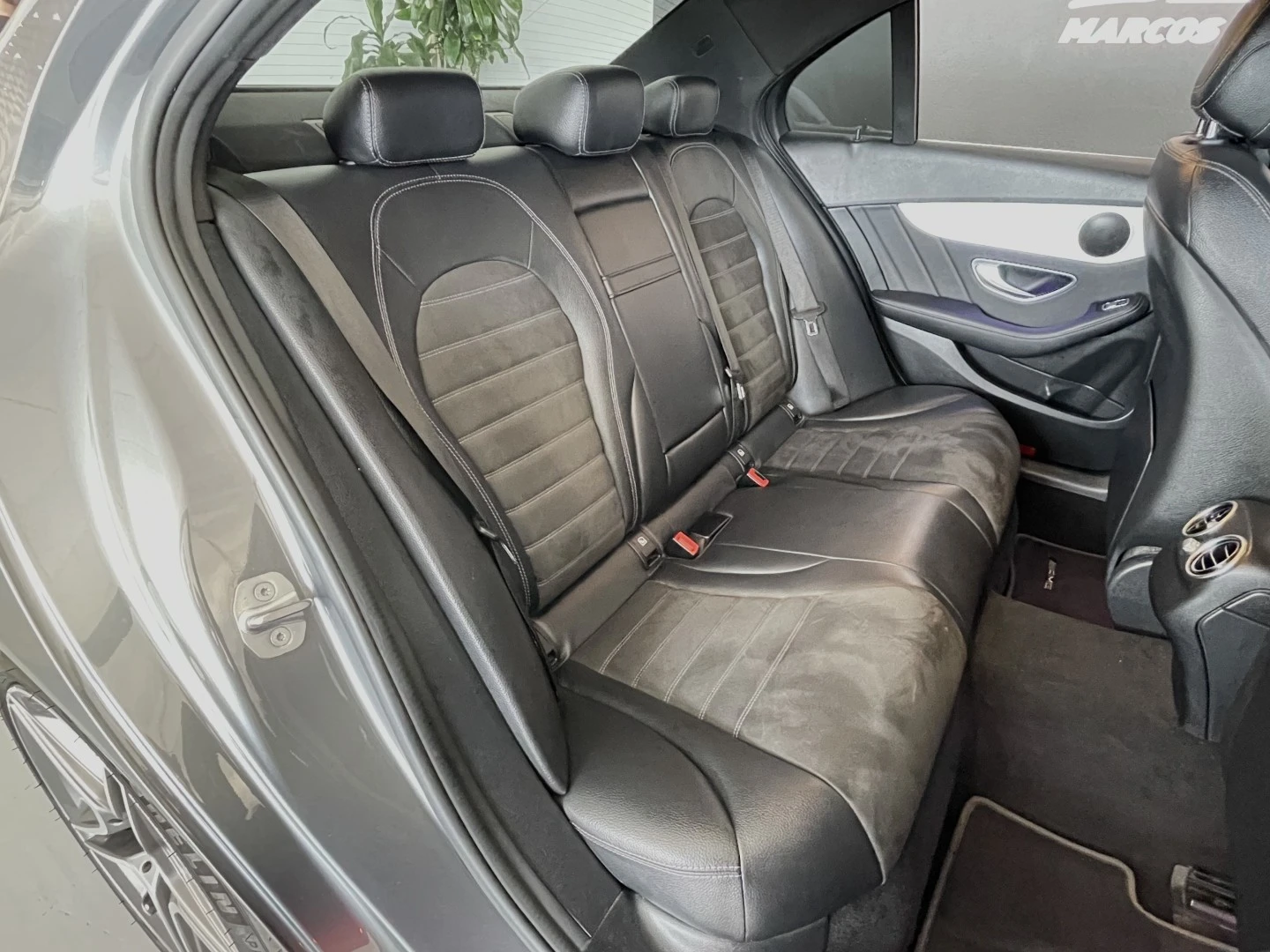Mercedes-Benz C 300 de AMG Line
