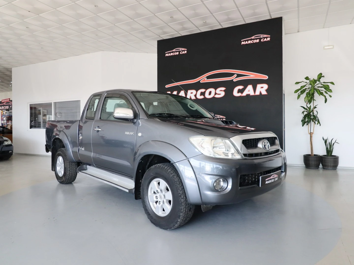 Toyota Hilux 2.5 D-4D 4WD CE AC