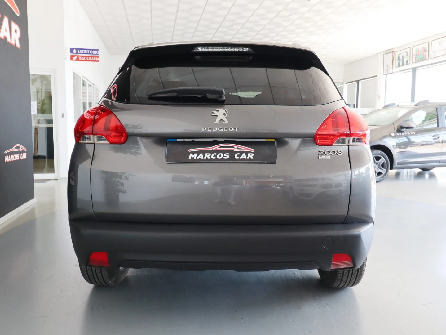 Peugeot 2008 1.6 e-HDi Active
