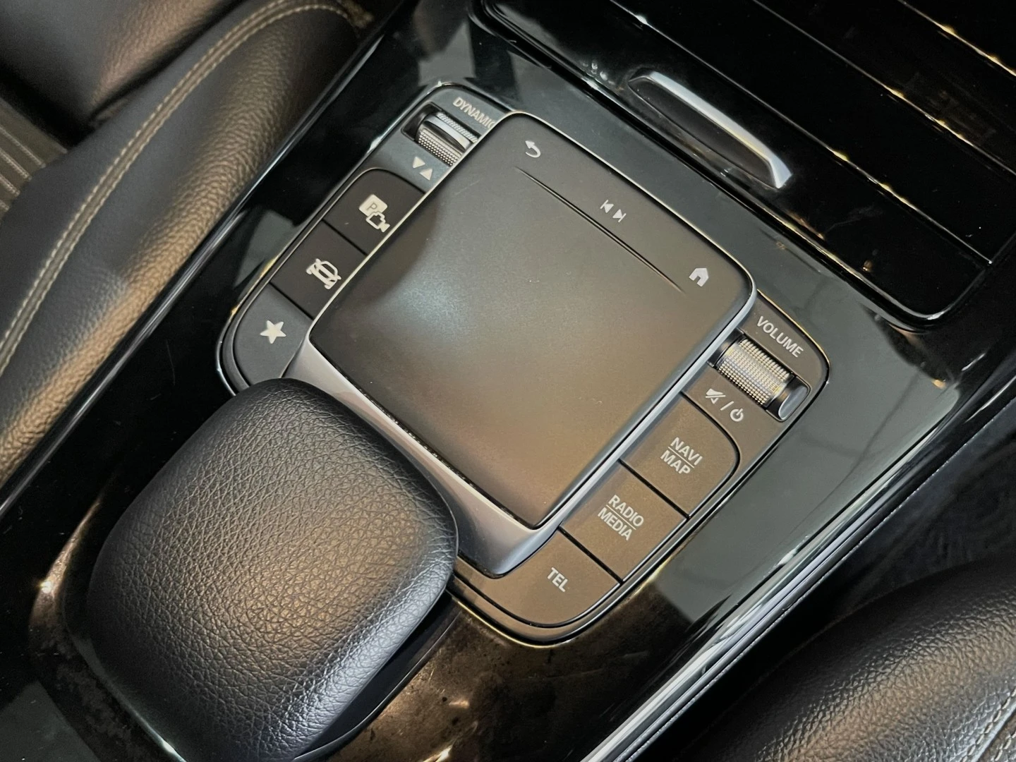 Mercedes-Benz CLA 200 d Shooting Brake 8G-DCT Special Edition