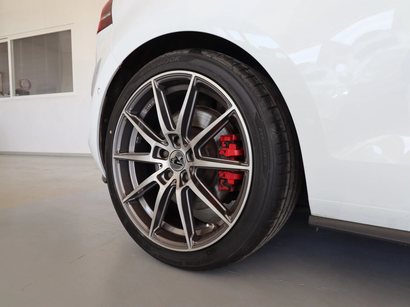 VW Golf GTI Performance