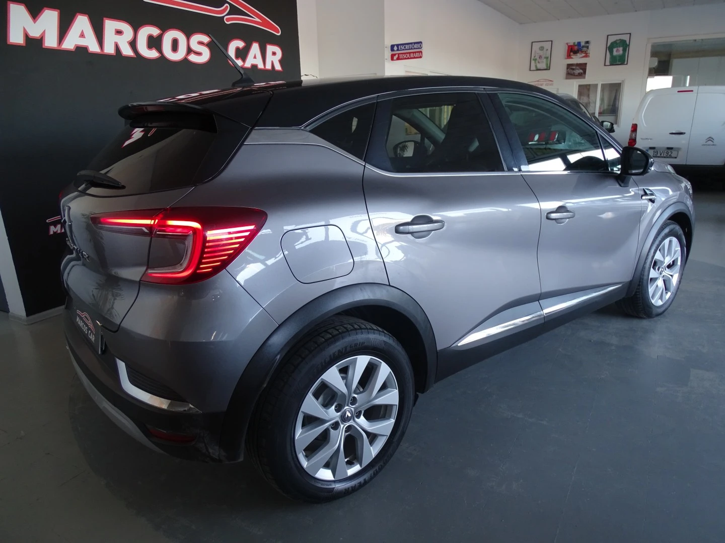 Renault Captur 1.0 TCe Exclusive