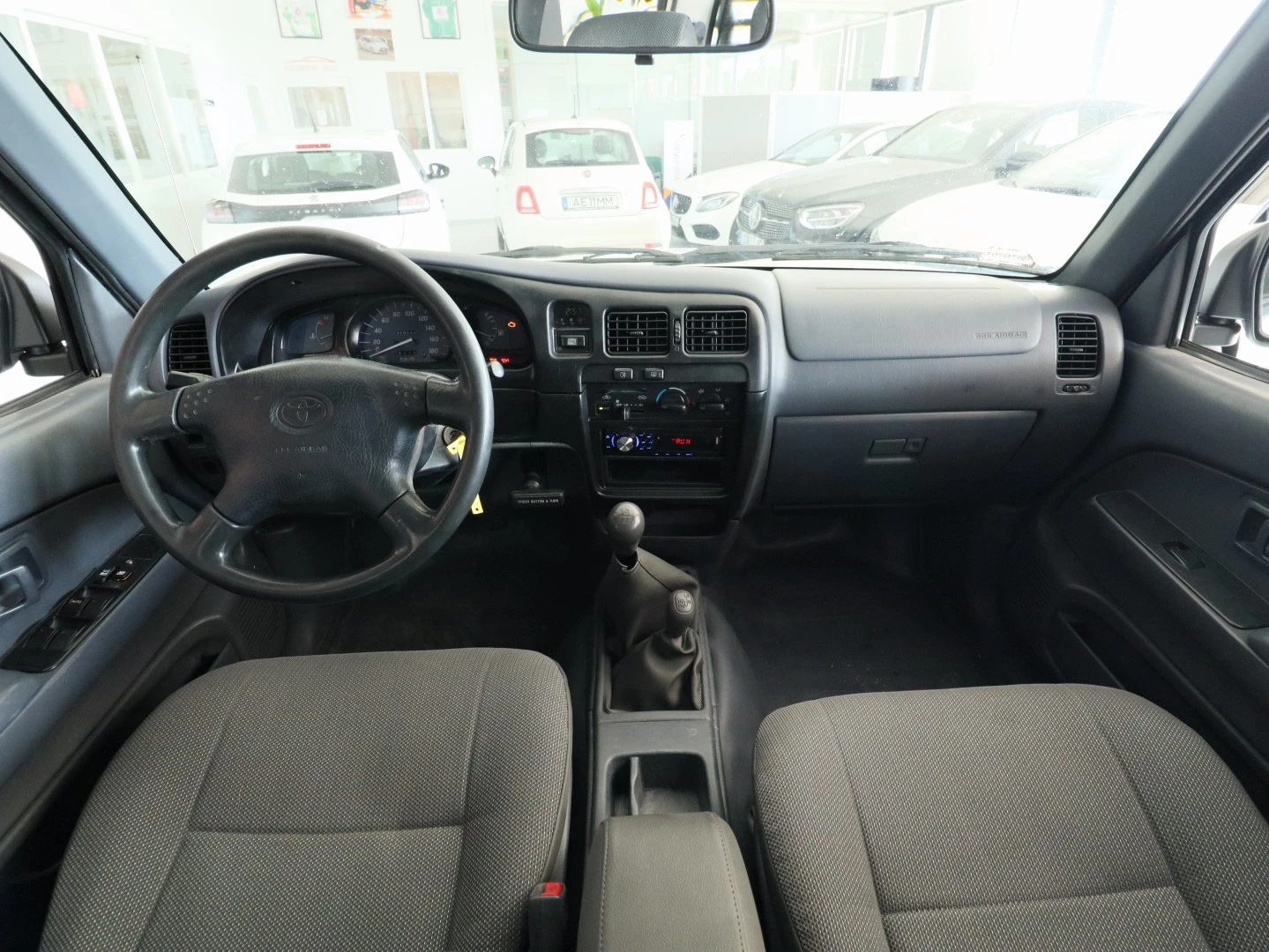 Toyota Hilux 2.5 D-4D CE AC