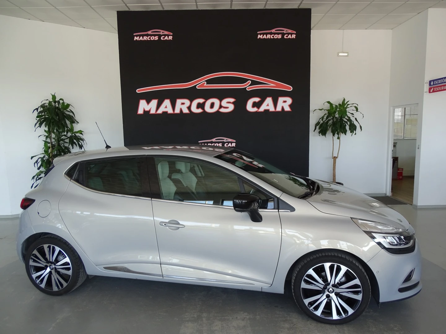 Renault Clio ENERGY TCe 120 INITIALE PARIS