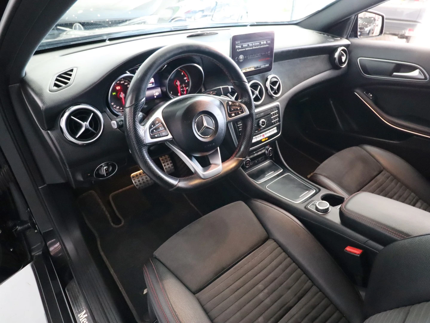Mercedes-Benz GLA 220 d 7G-DCT AMG Line