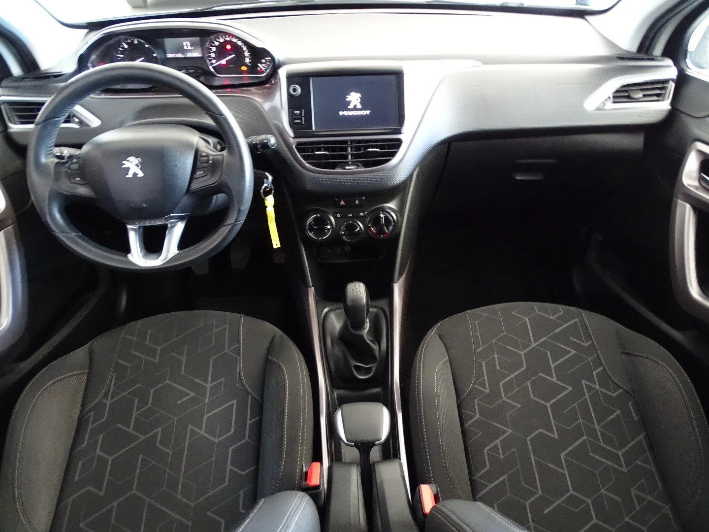 Peugeot 2008 1.6 e-HDi Active