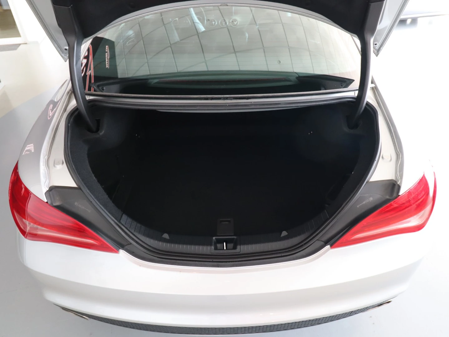 Mercedes-Benz CLA 180 CDi AMG Line