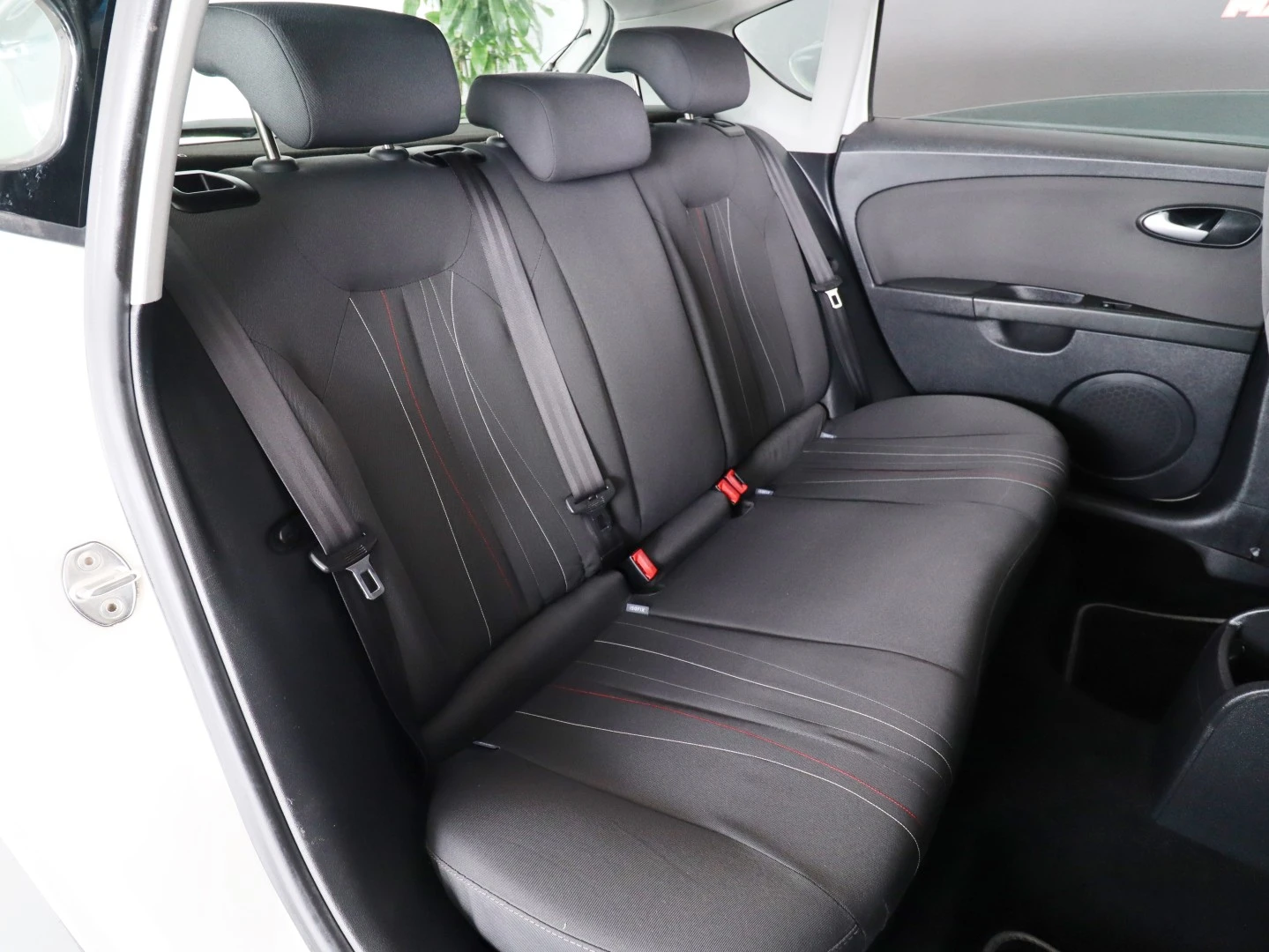SEAT Leon 1.6 TDI DPF Ecomotive Style