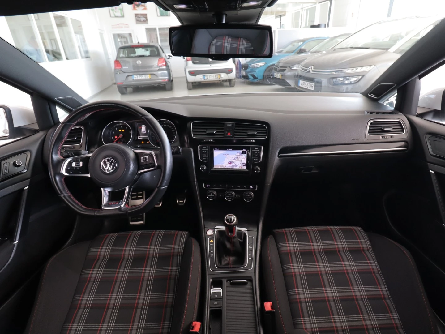 VW Golf GTI Performance