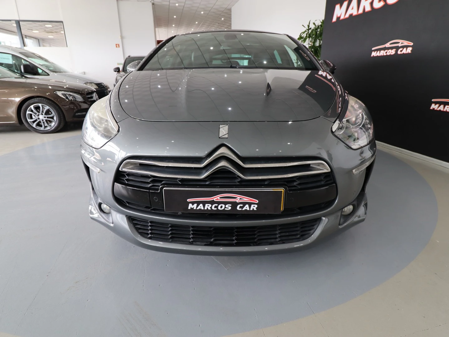 Citroën DS5 1.6 e-HDi Air. So Chic CMP6 112g