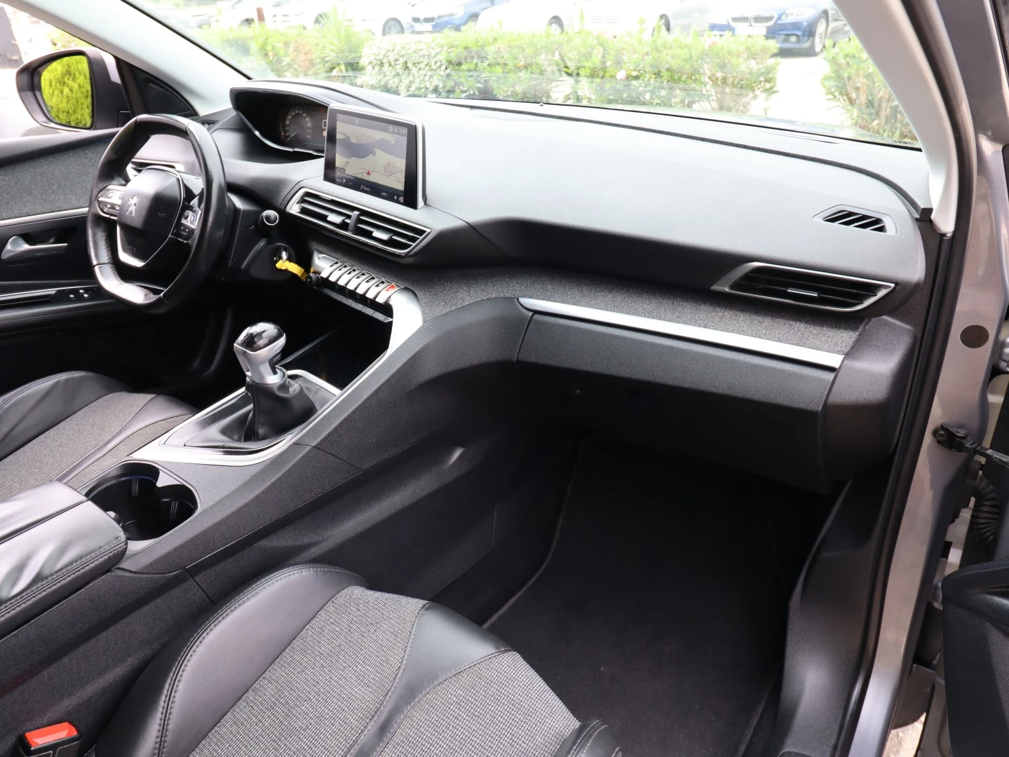 Peugeot 3008 1.6 BlueHDi Allure