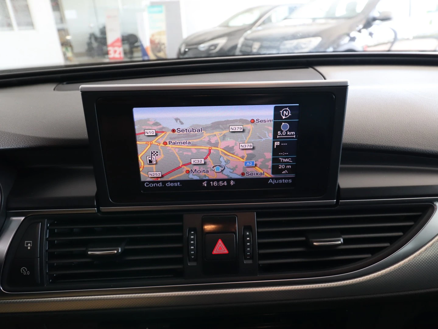 Audi A6 2.0 TDi Advance Multitronic