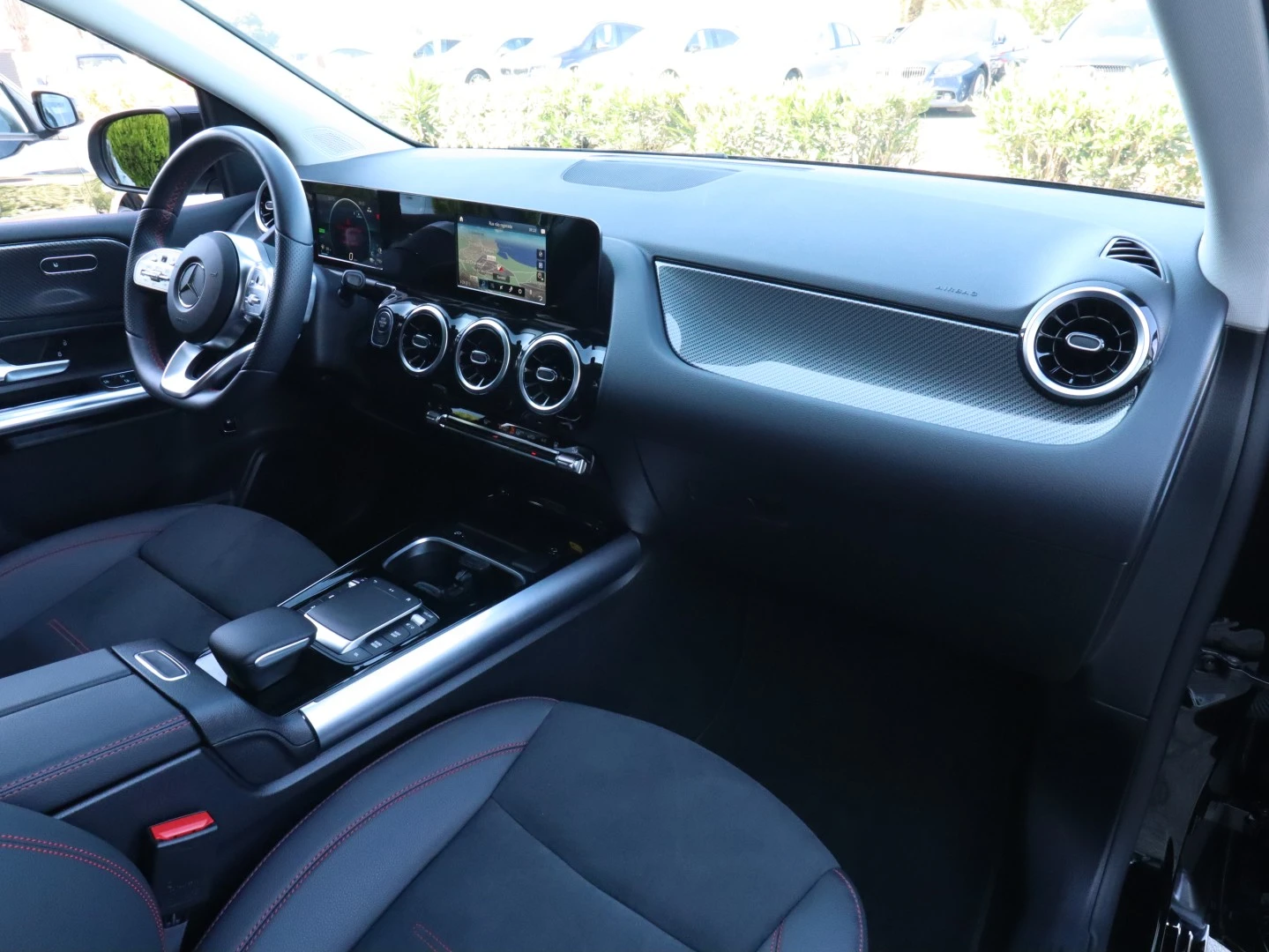 Mercedes-Benz B 250 e AMG Line