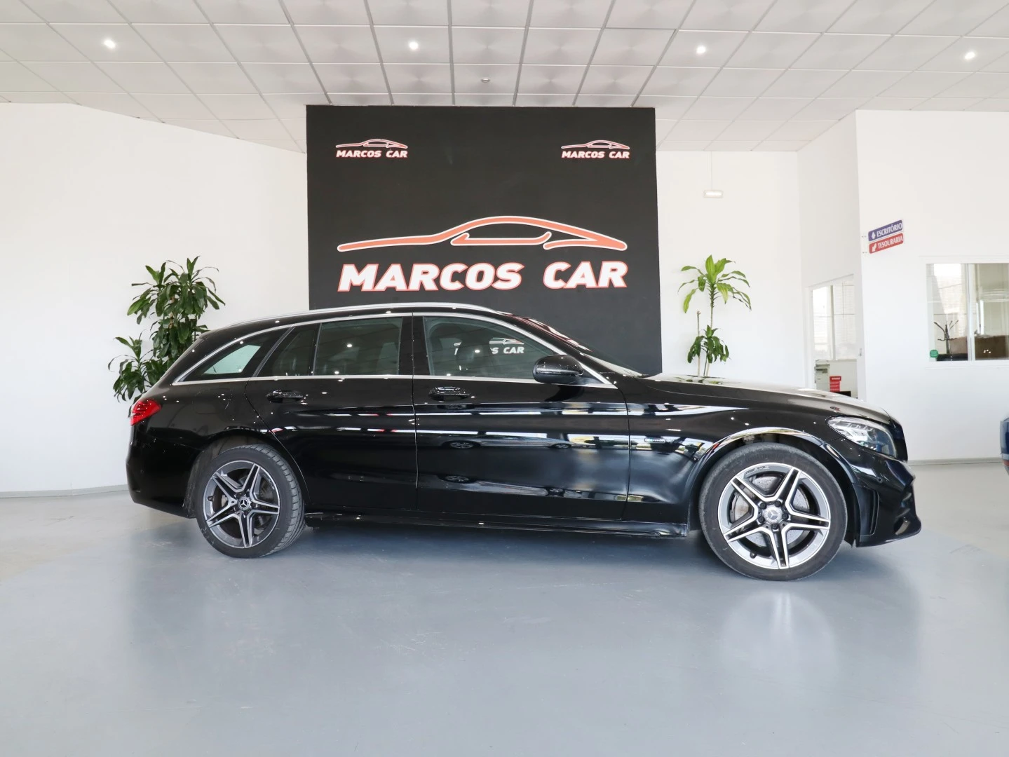 Mercedes-Benz C 300 de AMG Line