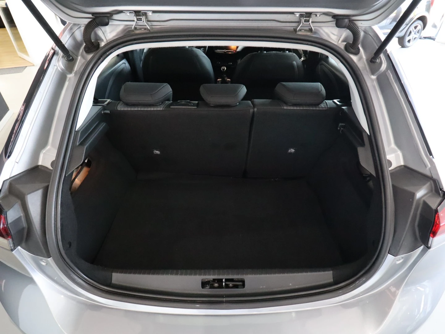 Opel Corsa 1.2 Business