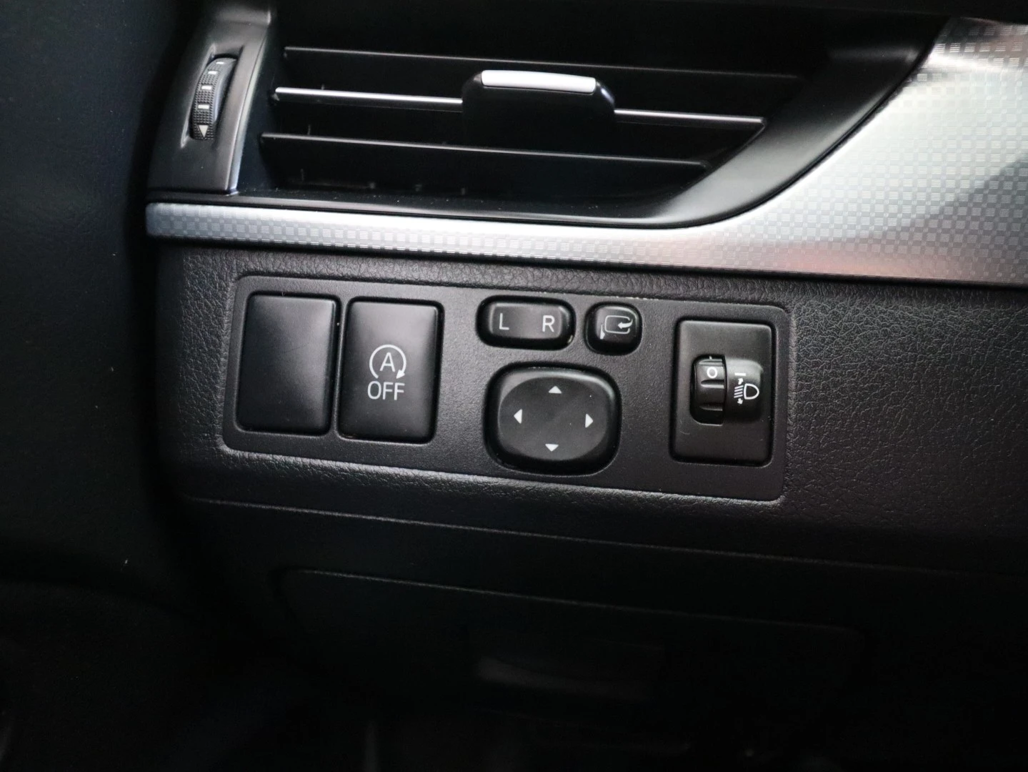 Toyota Avensis Touring Sports 1.6 D-4D Exclusive+GPS