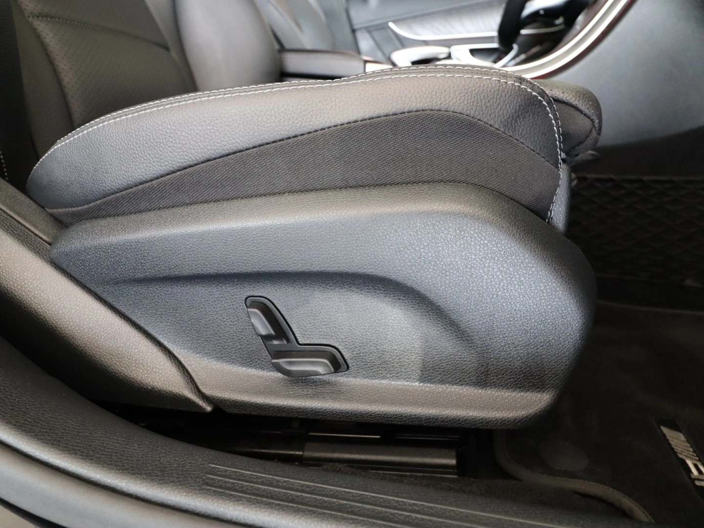 Mercedes-Benz C 300 de AMG Line