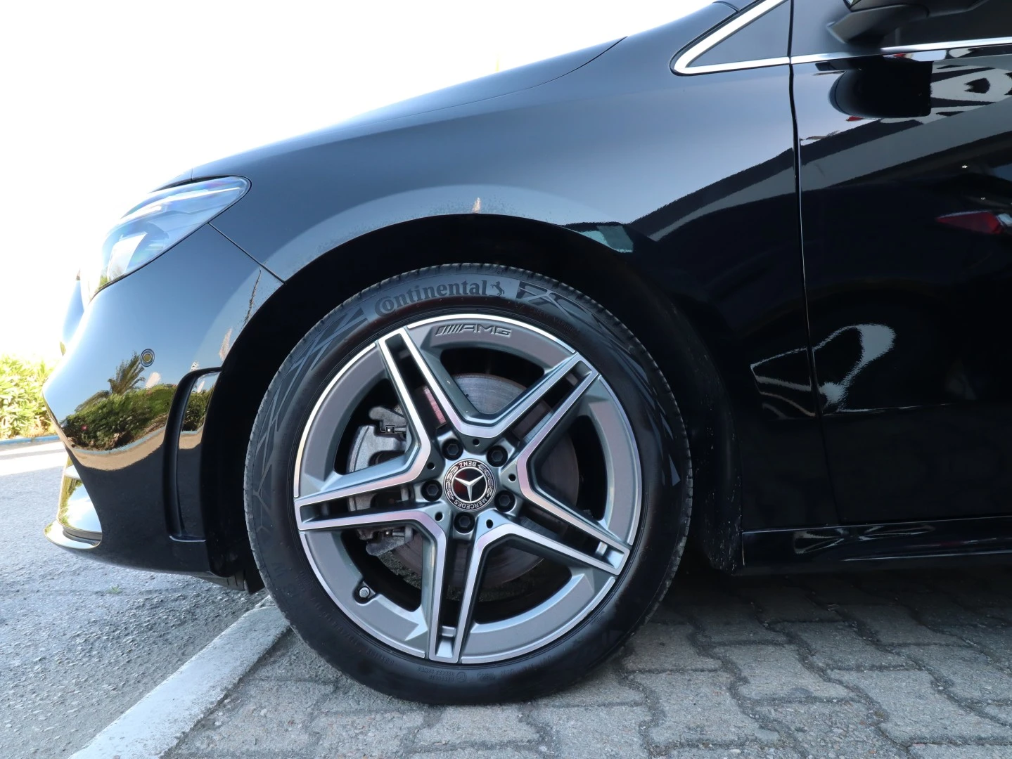 Mercedes-Benz B 250 e AMG Line