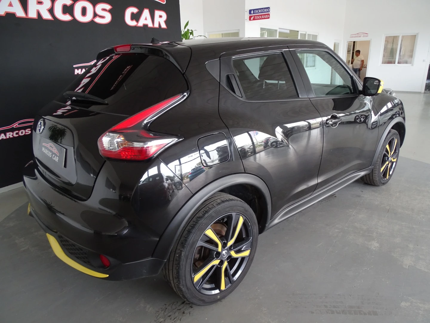 Nissan Juke 1.2 DIG-T N-Co P.Ext.1 Yellow S.