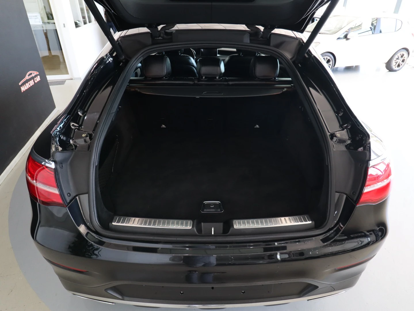 Mercedes-Benz GLC 220 d 4Matic 9G-TRONIC AMG Line