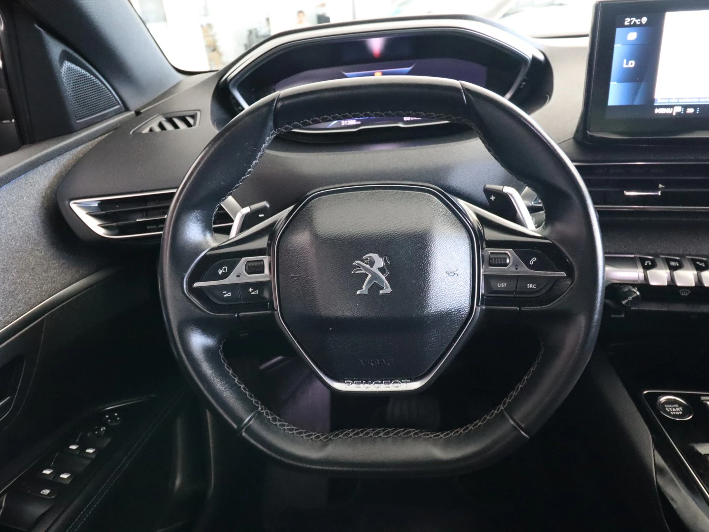 Peugeot 3008 1.5 BlueHDi Allure EAT8