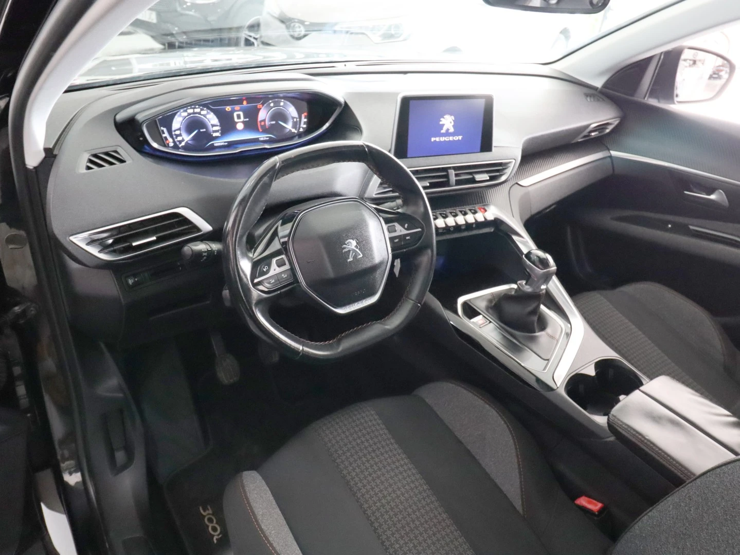 Peugeot 3008 1.6 BlueHDi Active
