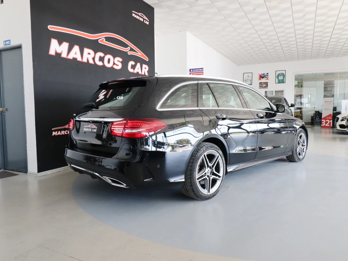 Mercedes-Benz C 300 de AMG Line