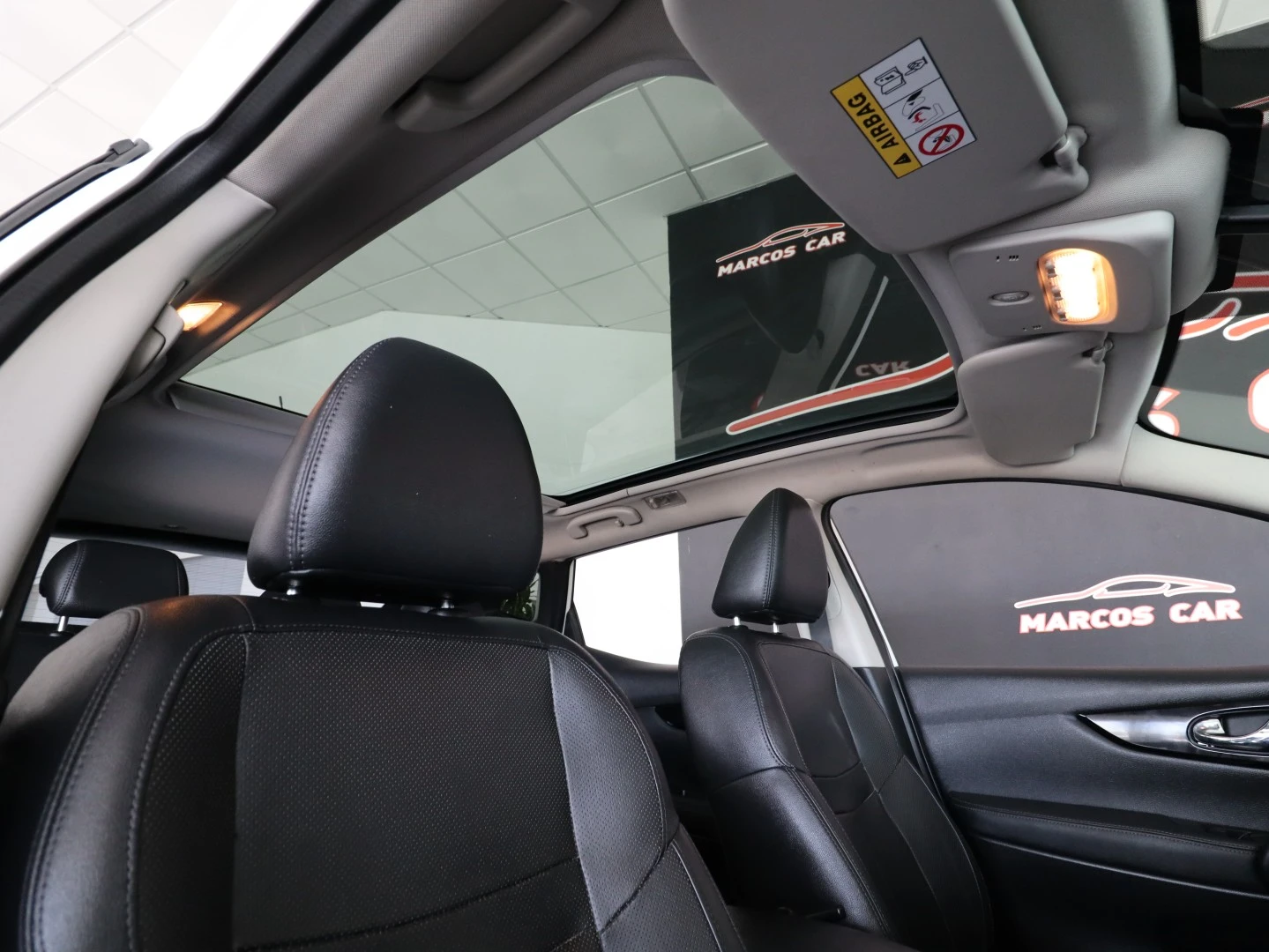 Nissan Qashqai 1.6 dCi Tekna Pele