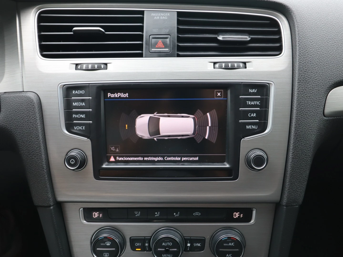 VW Golf Variant 1.6 TDi BlueMotion Confortline