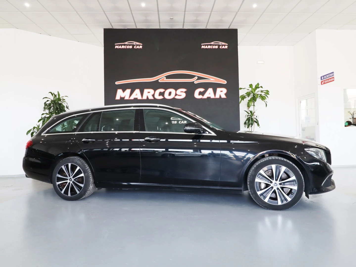 Mercedes-Benz E 300 de T 9G-TRONIC