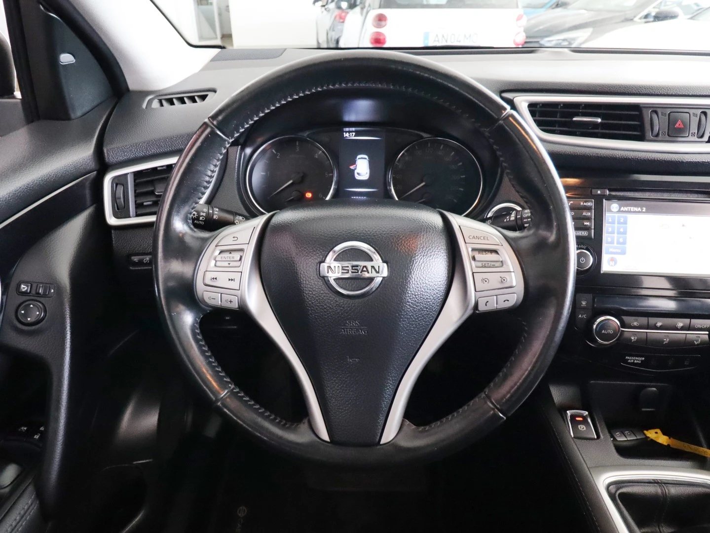 Nissan Qashqai 1.6 dCi Tekna Pele