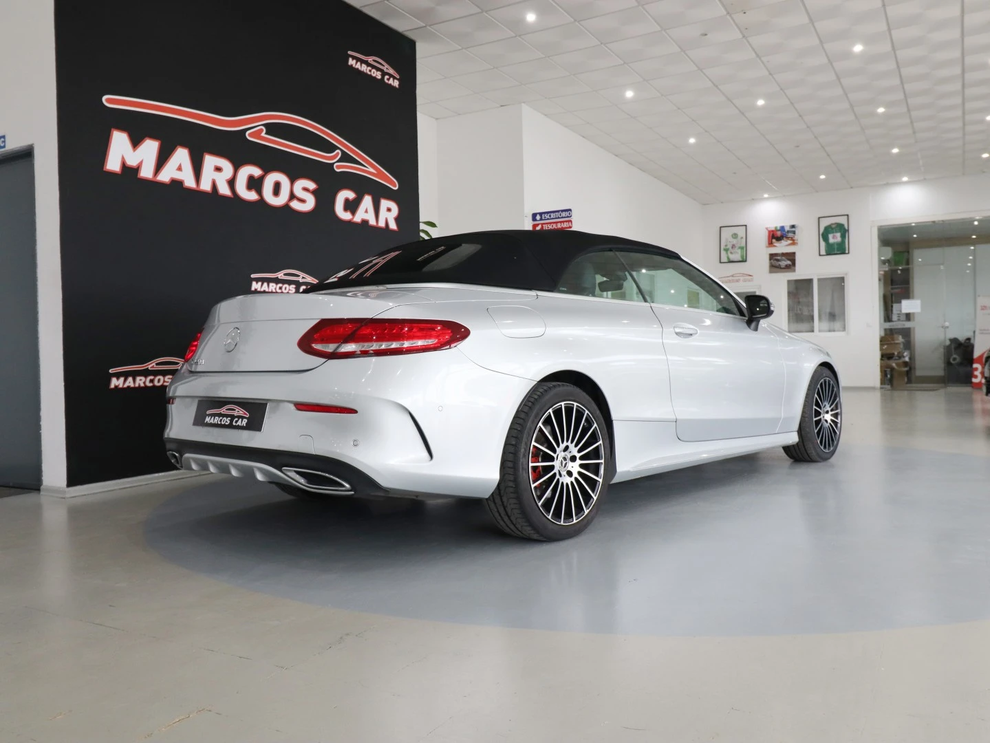 Mercedes-Benz C 220 d AMG LINE