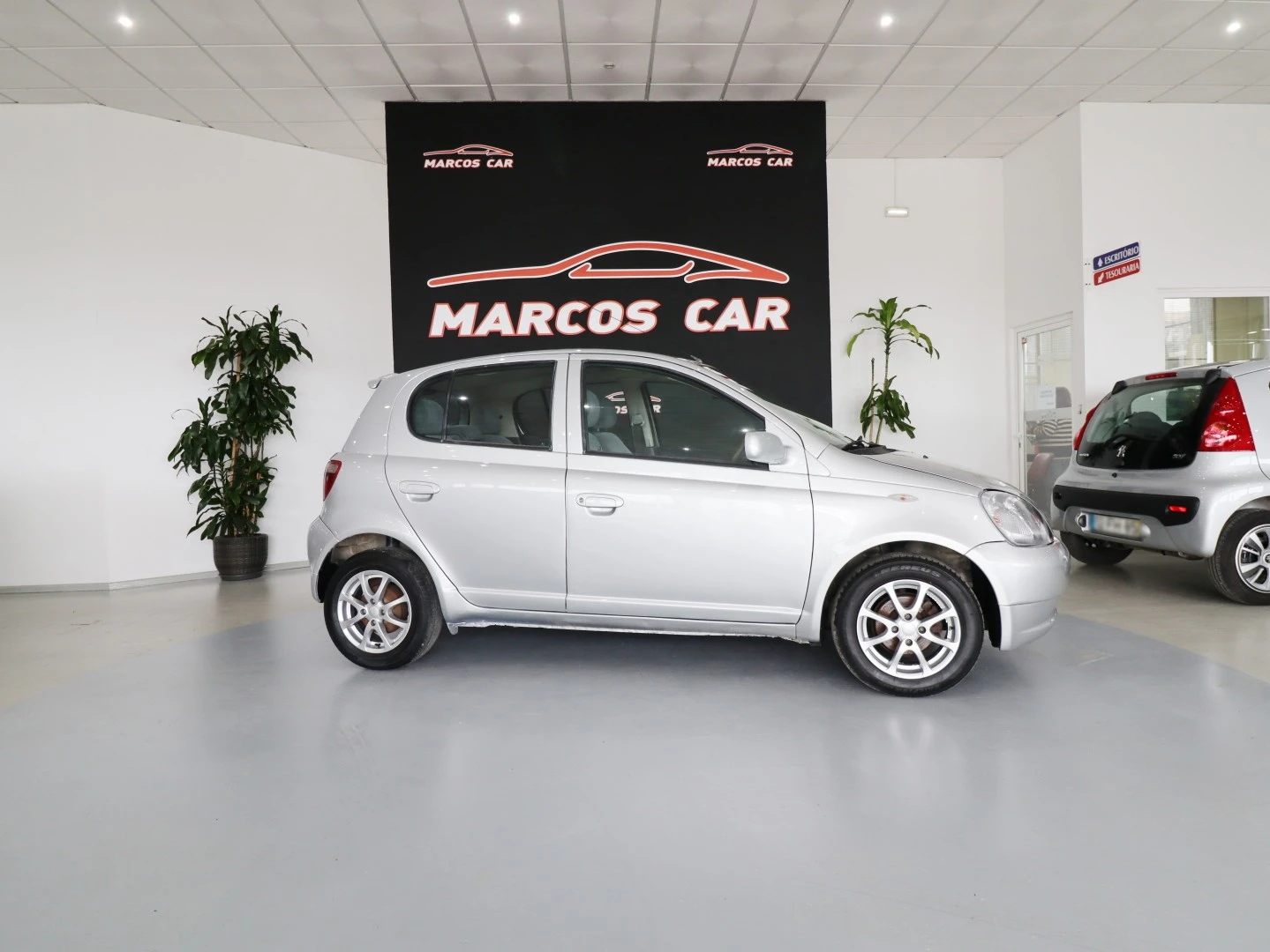 Toyota Yaris 1.0 Base C/Radio