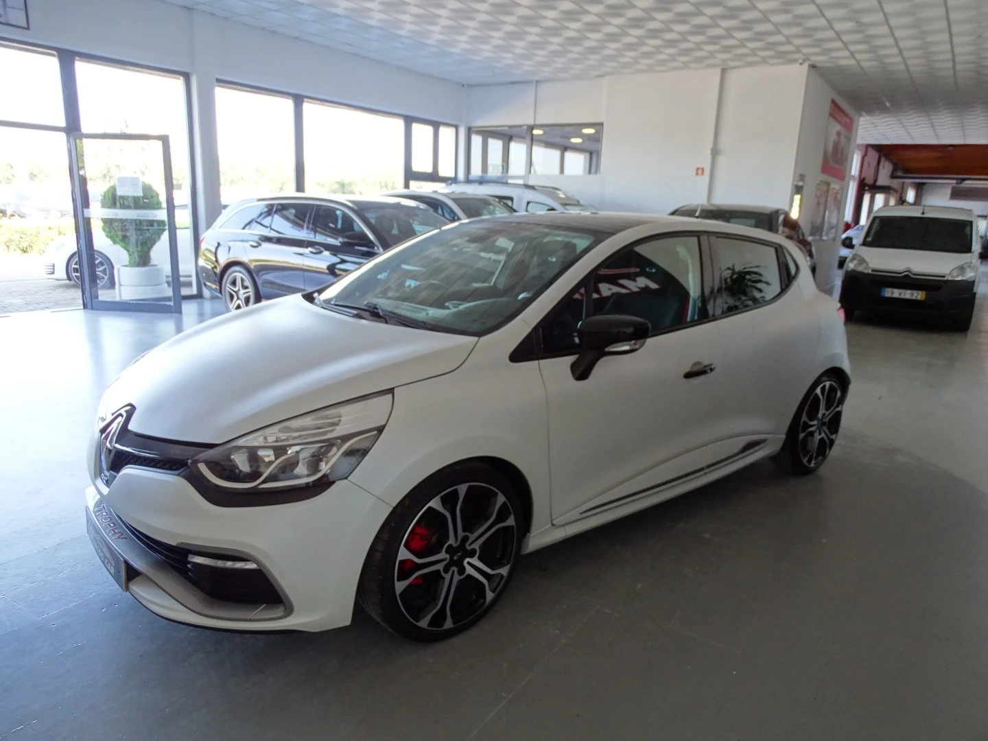 Renault Clio 1.6 T RS Trophy EDC