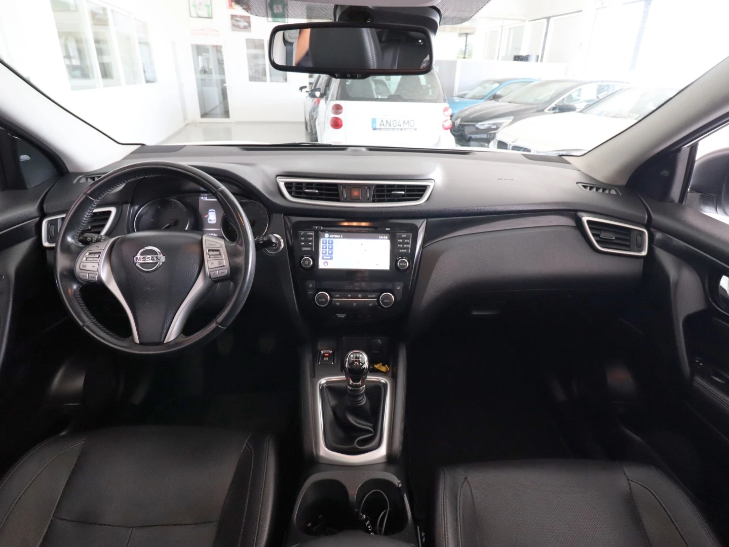Nissan Qashqai 1.6 dCi Tekna Pele