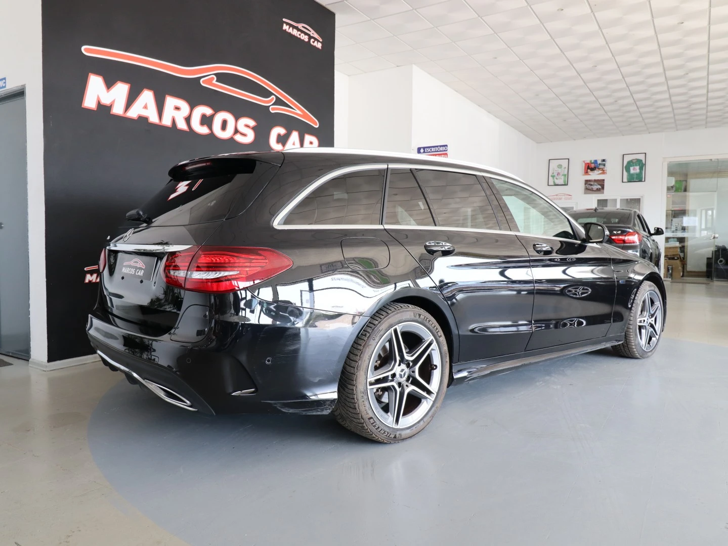 Mercedes-Benz C 300 de AMG Line