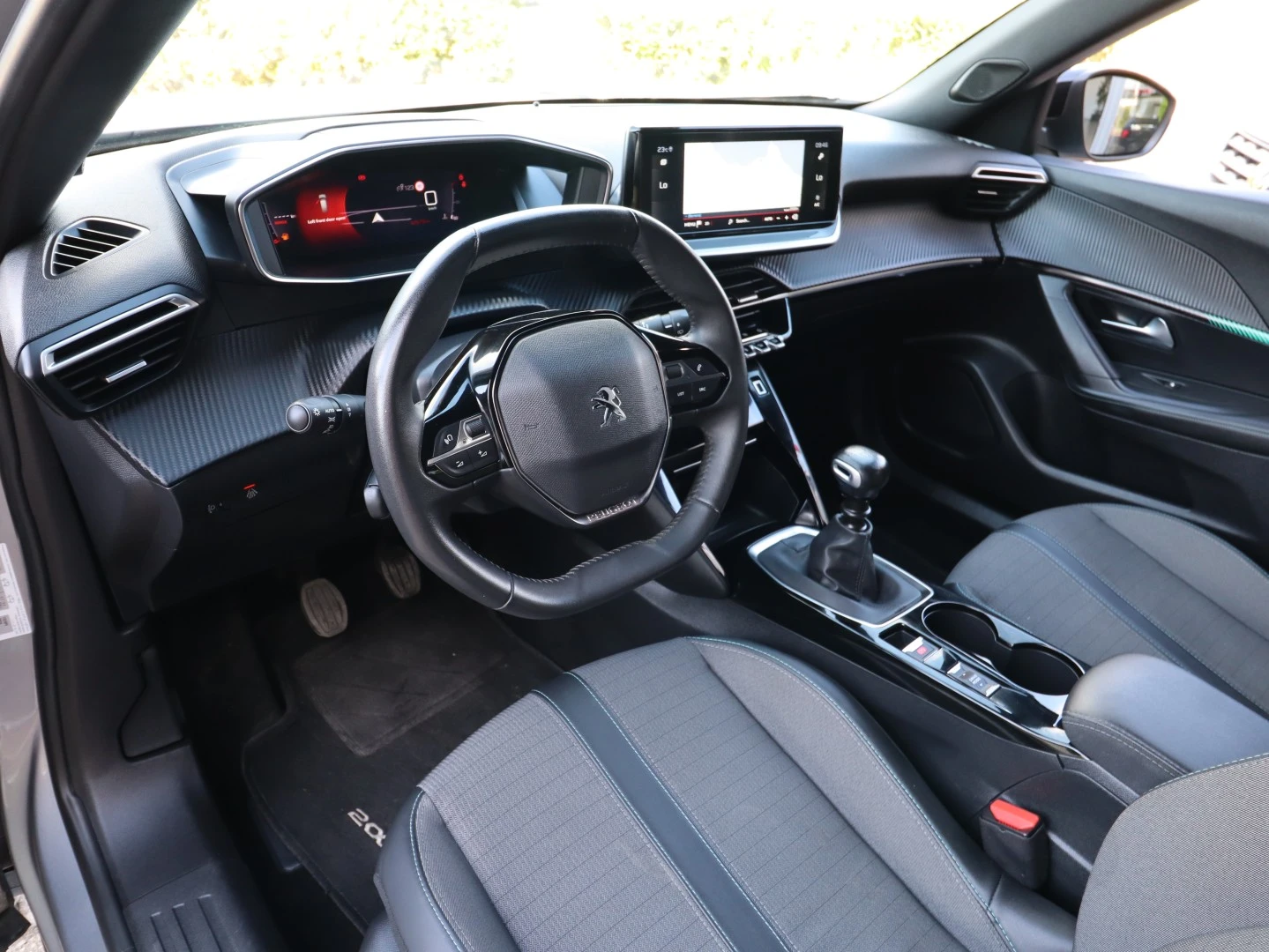 Peugeot 2008 1.2 PureTech Allure