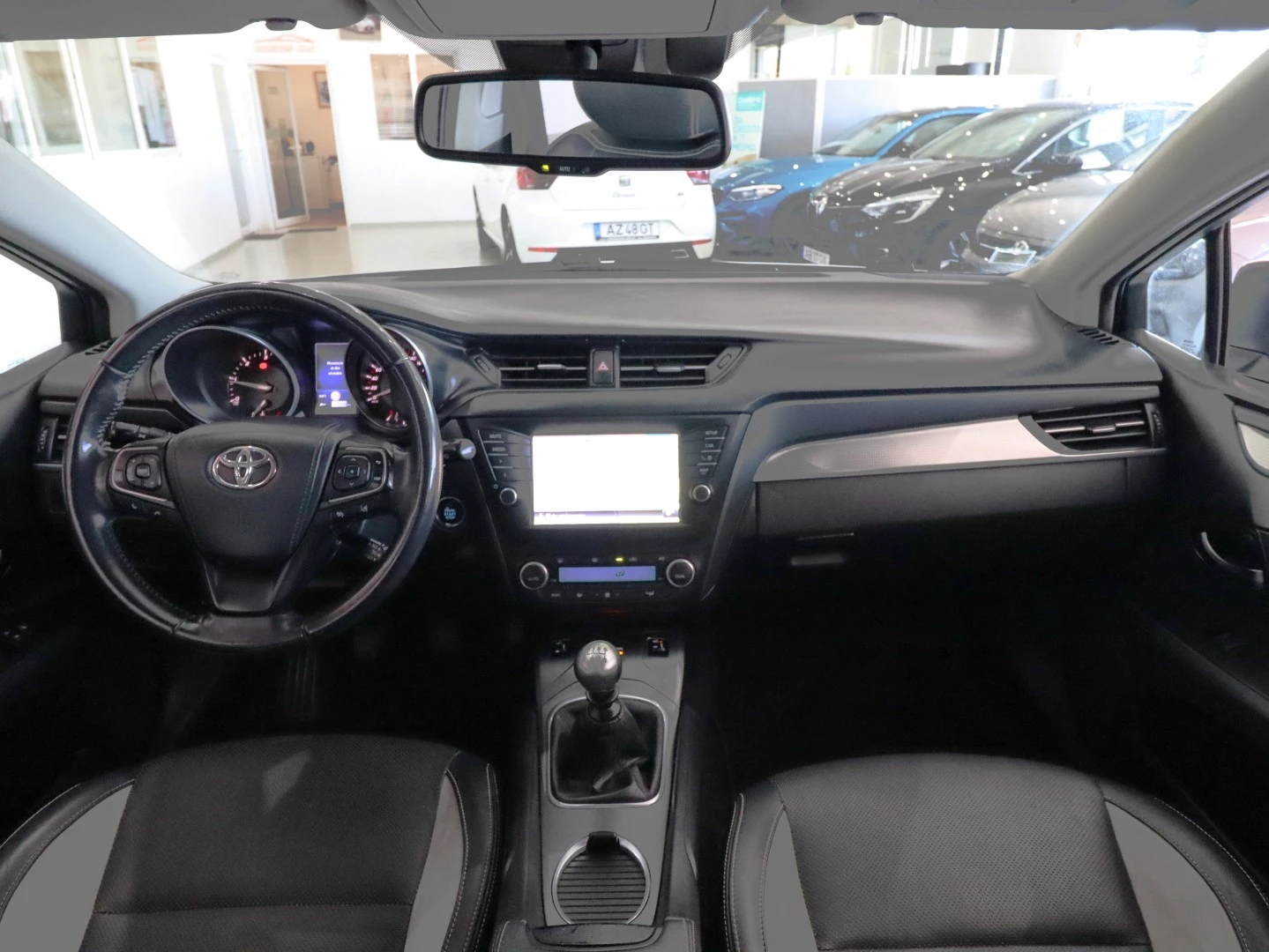 Toyota Avensis Touring Sports 1.6 D-4D Exclusive+GPS