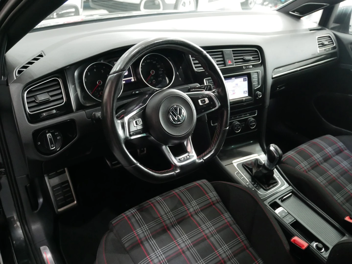 VW Golf 2.0 TSI GTI DSG