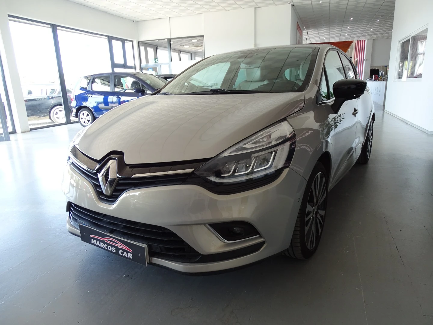 Renault Clio ENERGY TCe 120 INITIALE PARIS